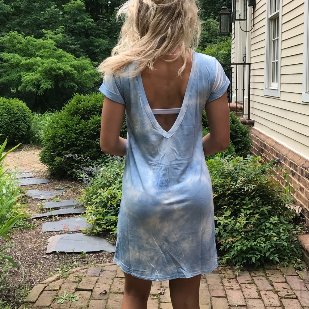 PacSun Blue & White Tie Dye T-Shirt Dress